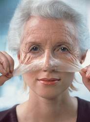 ۵ عامل اصلی پیری پوست چیست ؟